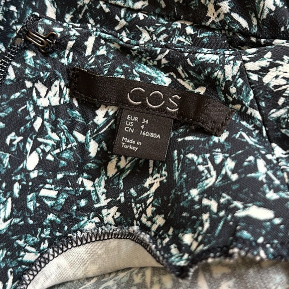 New COS high neck ditsy geometric microprint split back long sleeve blouse top - Picture 15 of 16